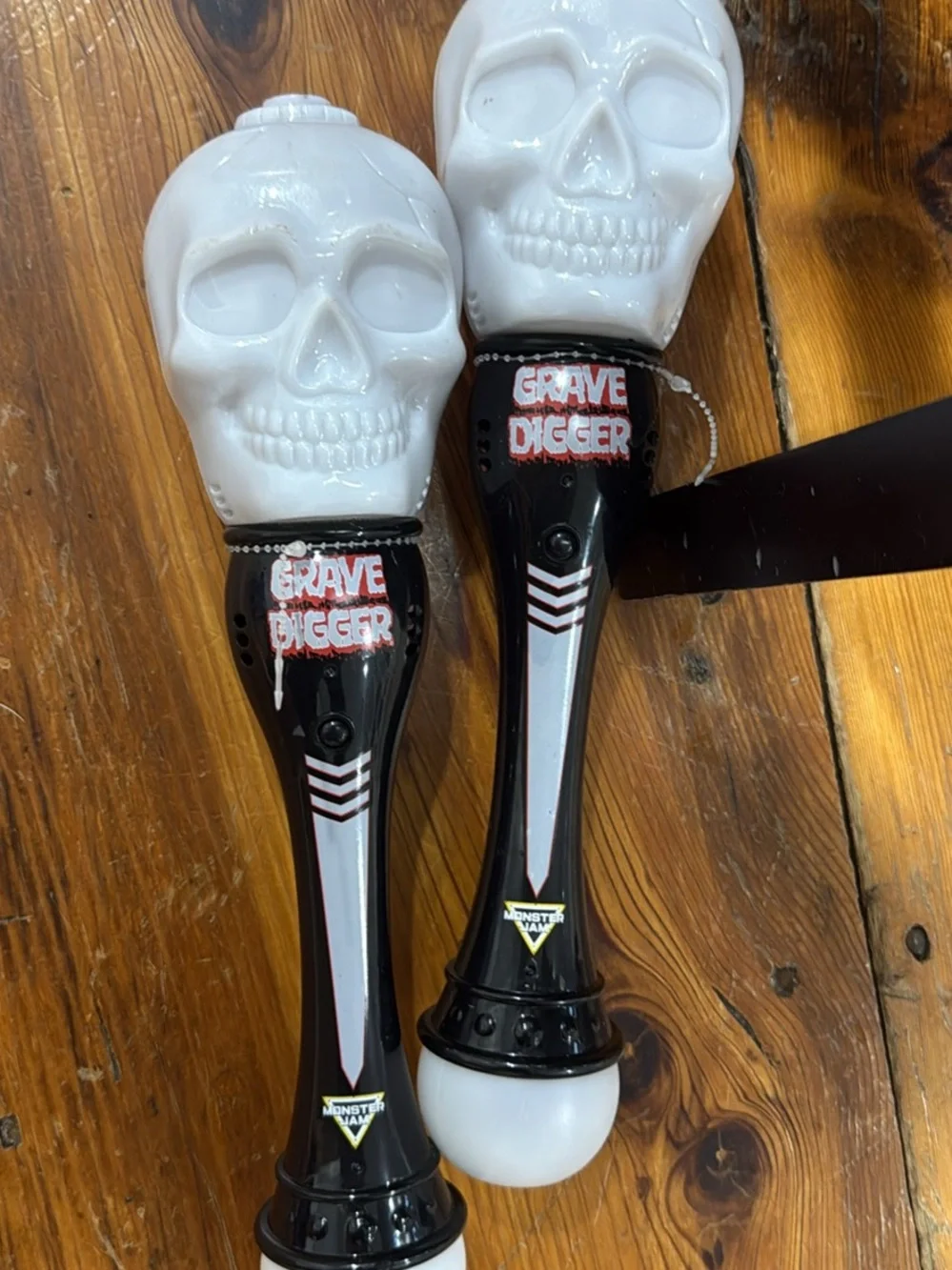Grave Digger Skull Lantern Bubble wand